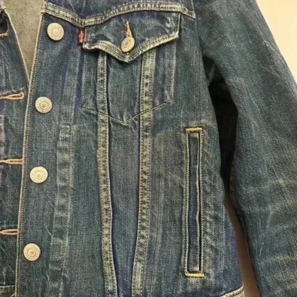 Levi’s Jacket - Picture 4 of 10